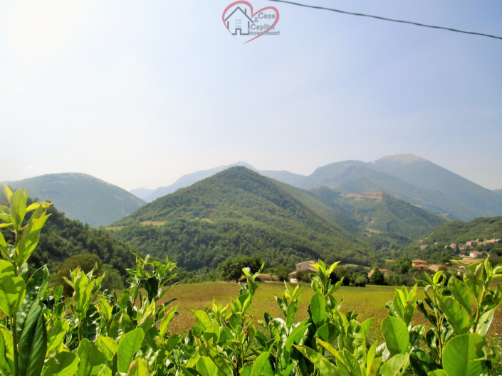 Image No.2-6 Bed Property for sale