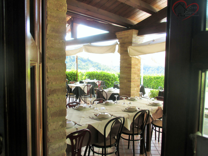 Image No.29-6 Bed Property for sale