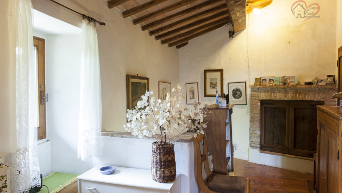 Image No.12-2 Bed Country House for sale