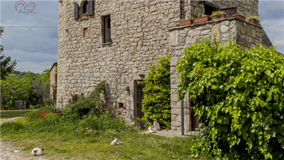 2 Bed Country House for sale