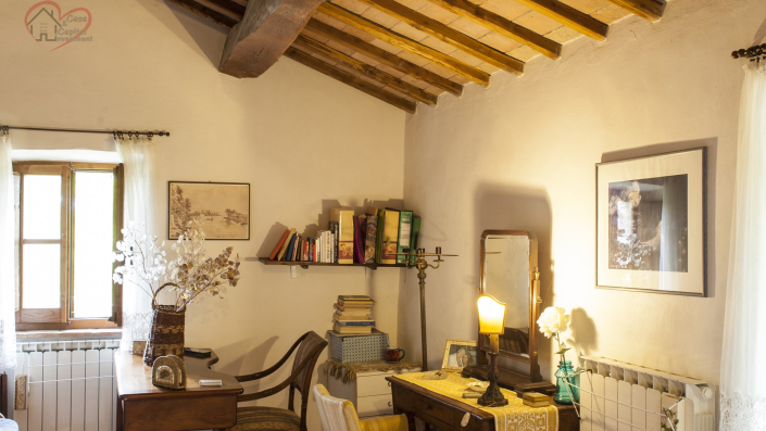 Image No.21-2 Bed Country House for sale