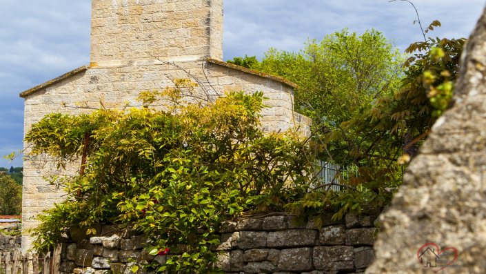 Image No.6-2 Bed Country House for sale