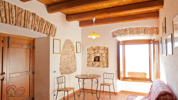 Image No.6-5 Bed Country Property for sale