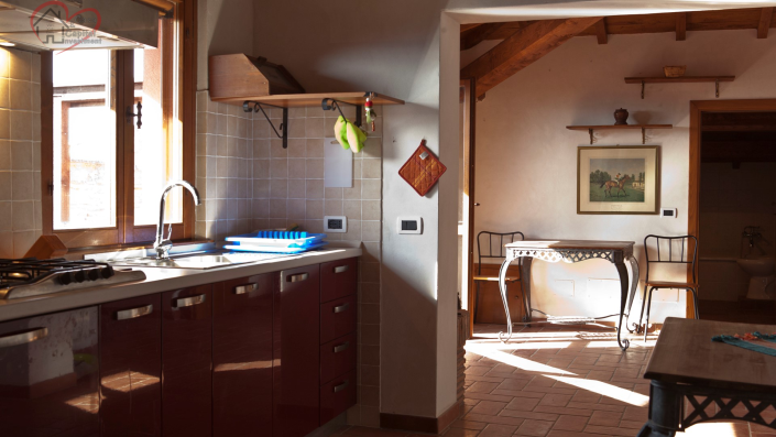 Image No.24-5 Bed Country Property for sale