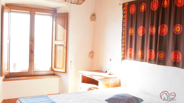 Image No.25-5 Bed Country Property for sale