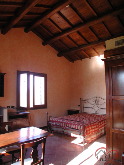 Image No.21-7 Bed Country House for sale