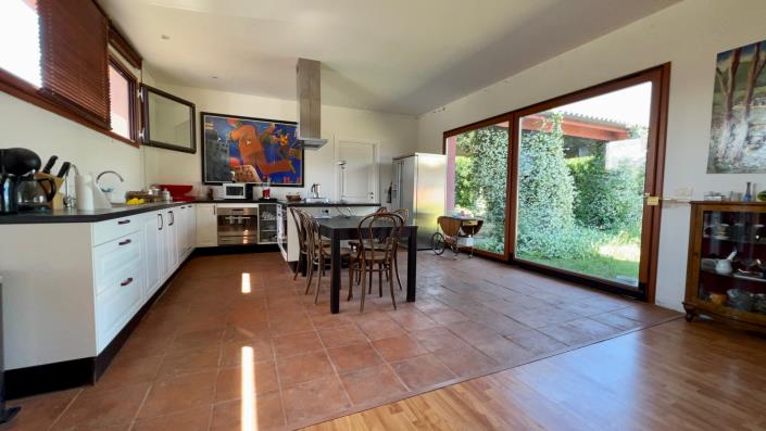 Image No.8-Ferme de 7 chambres à vendre à Scansano