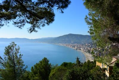 alassio-1832904_1920