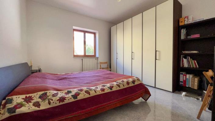 Image No.16-3 Bed Country House for sale