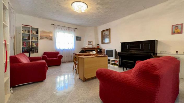 Image No.4-3 Bed Country House for sale