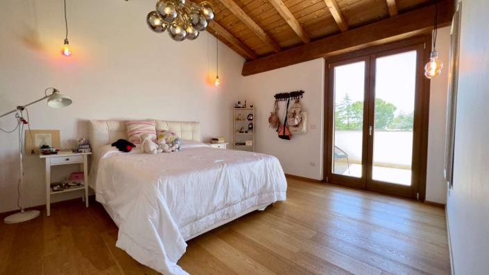 Image No.21-5 Bed House/Villa for sale