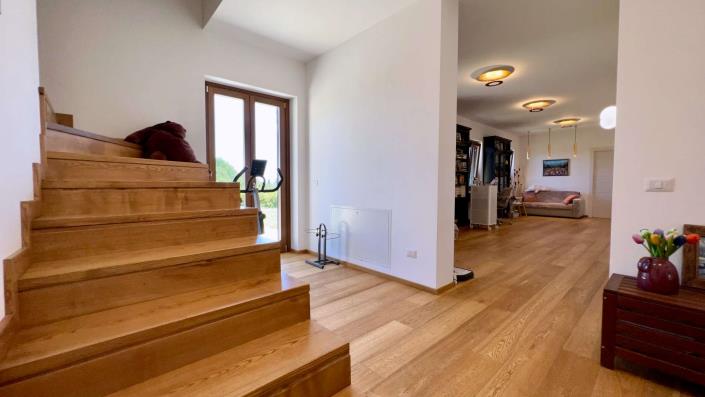 Image No.20-5 Bed House/Villa for sale