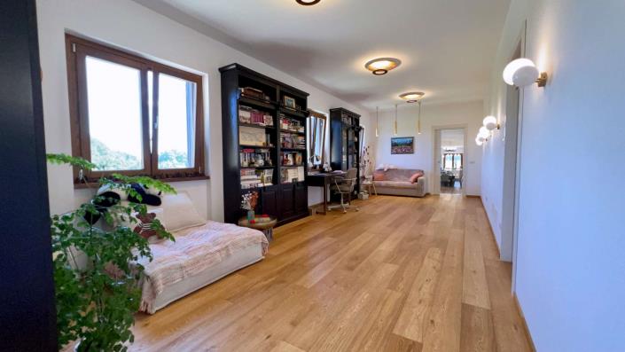 Image No.17-5 Bed House/Villa for sale