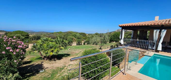 Image No.3-Maison / Villa de 4 chambres à vendre à Aglientu