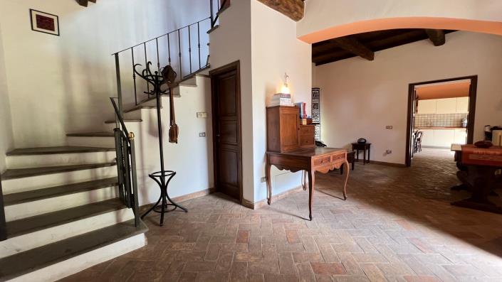 Image No.24-4 Bed Farmhouse for sale