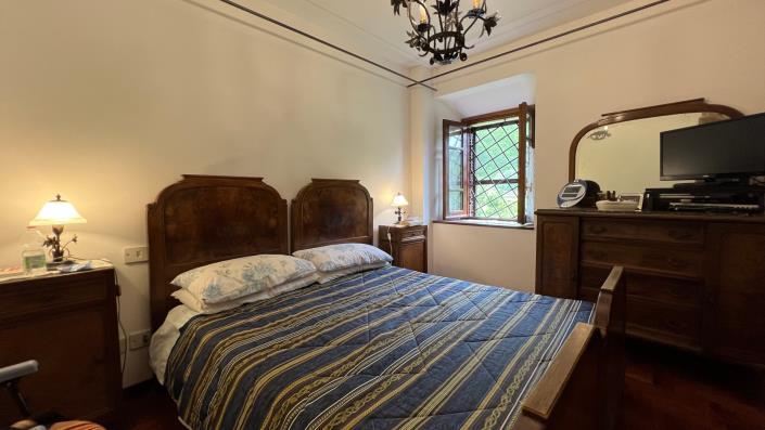 Image No.31-3 Bed Farmhouse for sale