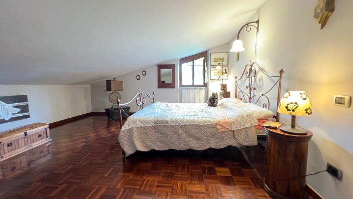 Image No.21-Maison de village de 4 chambres à vendre à Sutri