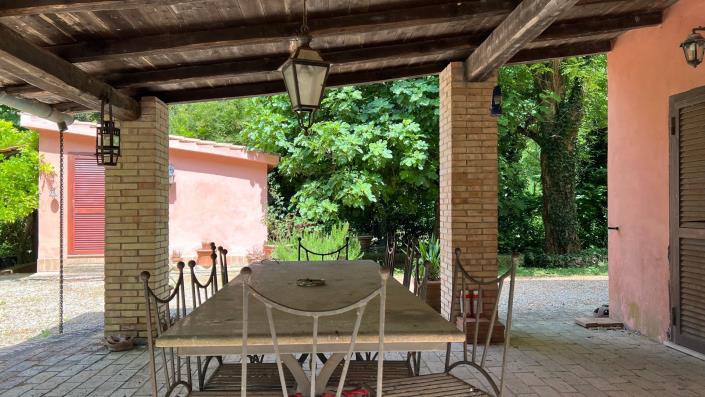 Image No.10-3 Bed Country House for sale