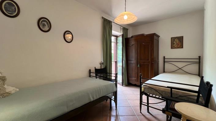 Image No.26-3 Bed Country House for sale