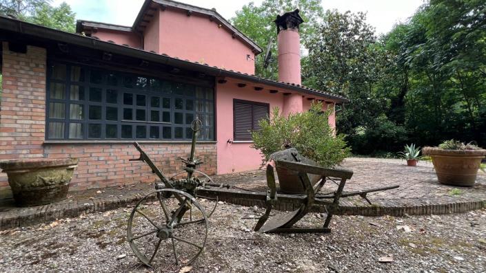 Image No.19-3 Bed Country House for sale