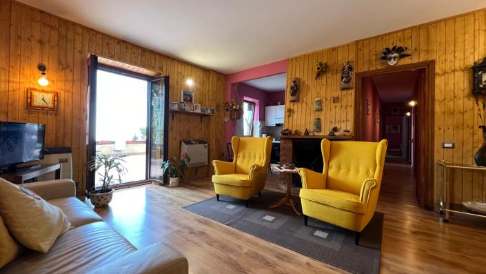 Image No.9-Appartement de 4 chambres à vendre à Rieti