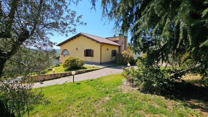 Image No.10-4 Bed Villa for sale