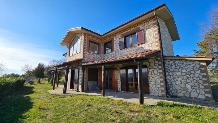 Image No.1-3 Bed Country House for sale