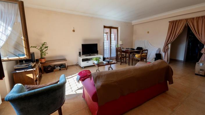 Image No.5-3 Bed House for sale