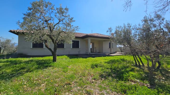 Image No.5-4 Bed Country House for sale