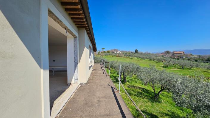 Image No.13-4 Bed Country House for sale