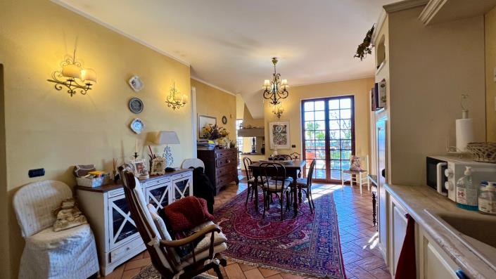 Image No.15-Villa de 6 chambres à vendre à Ronciglione