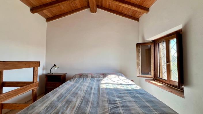 Image No.35-Maison de campagne de 4 chambres à vendre à Capranica