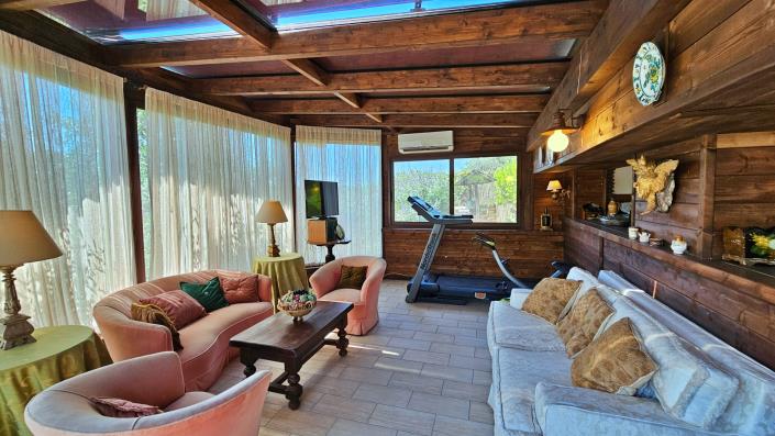 Image No.39-5 Bed Country Property for sale