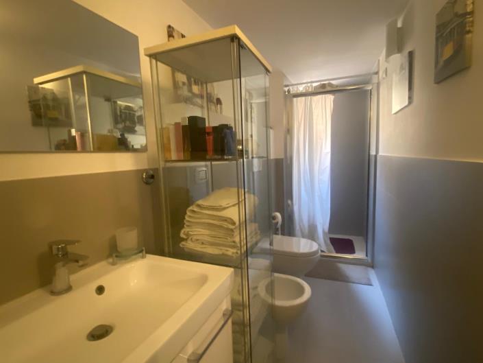 Image No.18-1 Bed Apartment for sale