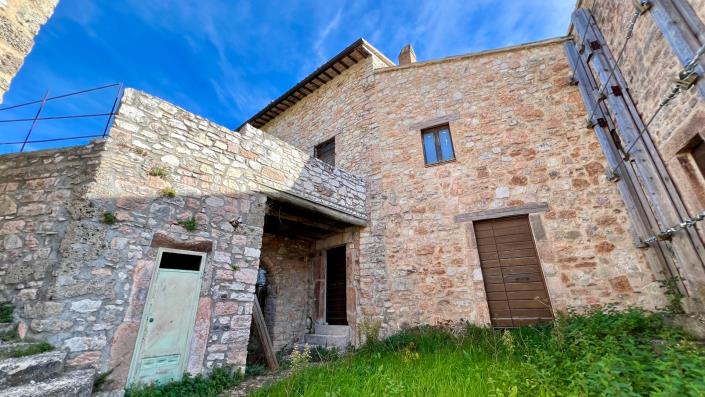 Image No.6-Propriété de pays de 11 chambres à vendre à Sellano