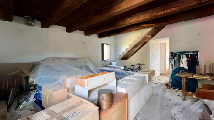 Image No.28-Propriété de pays de 11 chambres à vendre à Sellano