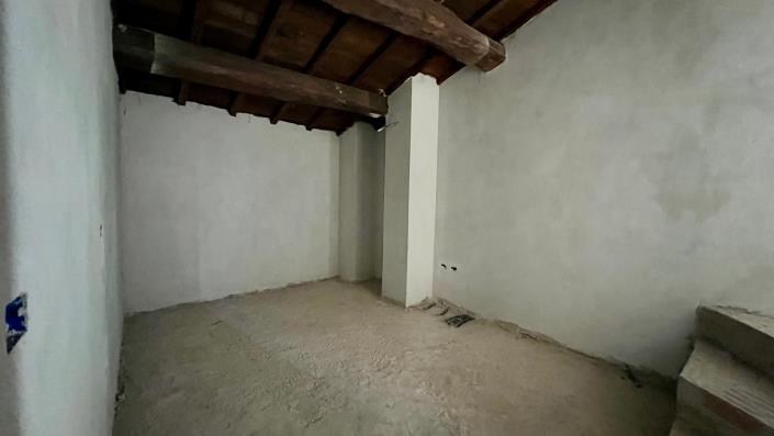 Image No.29-Propriété de pays de 11 chambres à vendre à Sellano