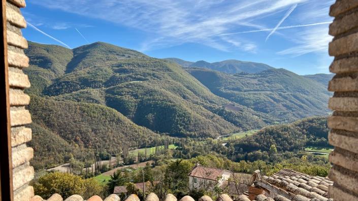 Image No.30-Propriété de pays de 11 chambres à vendre à Sellano