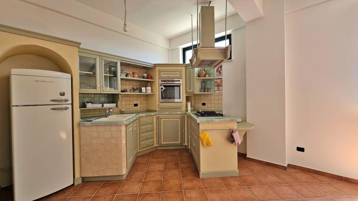 Image No.20-5 Bed Country Property for sale