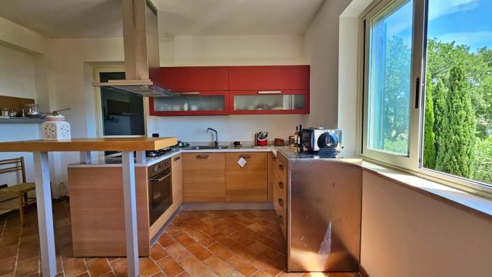 Image No.25-5 Bed Country Property for sale
