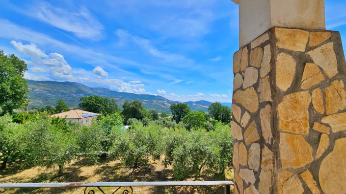 Image No.2-5 Bed Country Property for sale