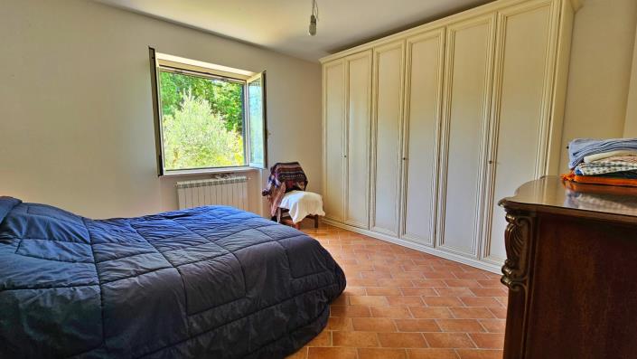 Image No.27-5 Bed Country Property for sale
