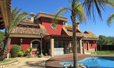 Villa de 6 chambres à vendre à Campoamor