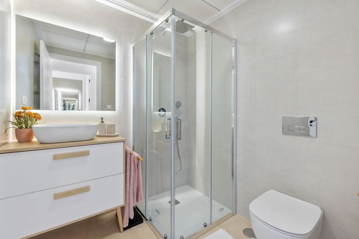 Image No.31-3 Bed Apartment for sale