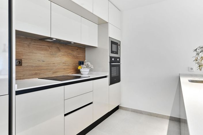 Image No.13-2 Bed Apartment for sale