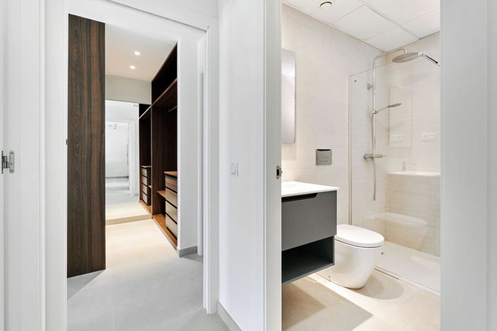 Image No.26-2 Bed Apartment for sale