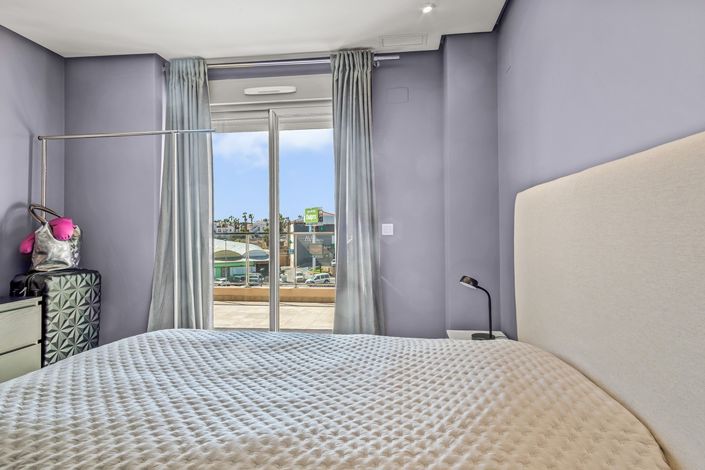 Image No.16-4 Bed Apartment for sale