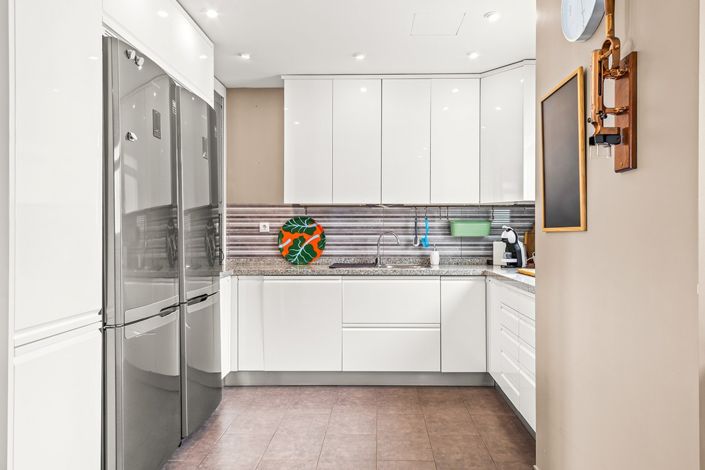 Image No.8-4 Bed Apartment for sale