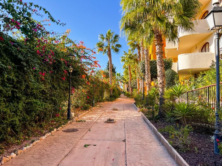 Image No.30-2 Bed Apartment for sale