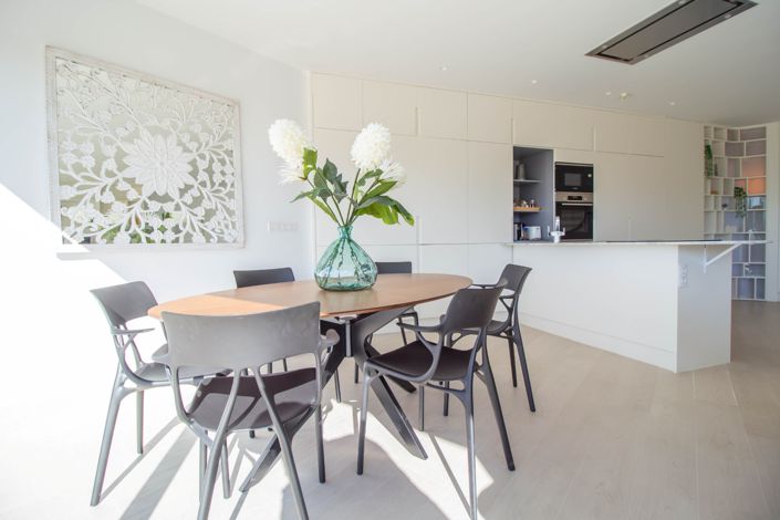 Image No.10-3 Bed Apartment for sale